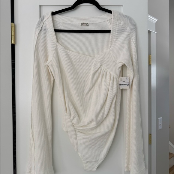 FREE PEOPLE On A Cloud Bodysuit Ivory Hippie Boho Bell Sleeve - Picture 4 of 9